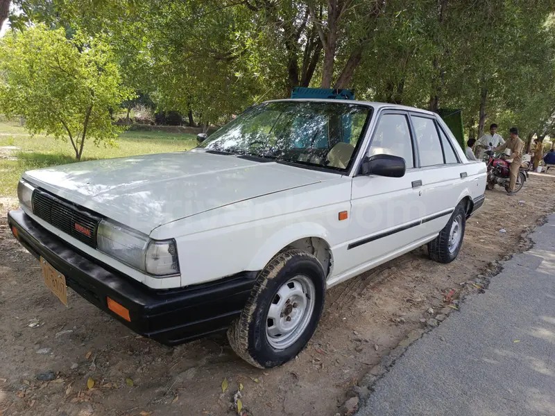 Nissan Sunny 1988