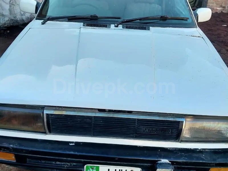 Nissan Sunny 1987