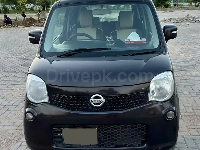 Nissan Moco 2014