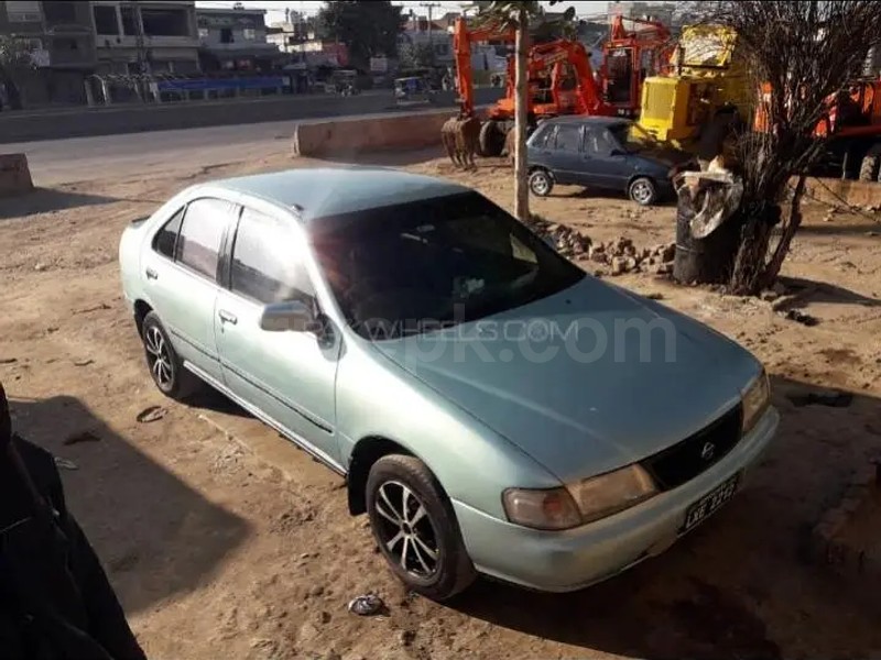 Nissan Sunny 1998