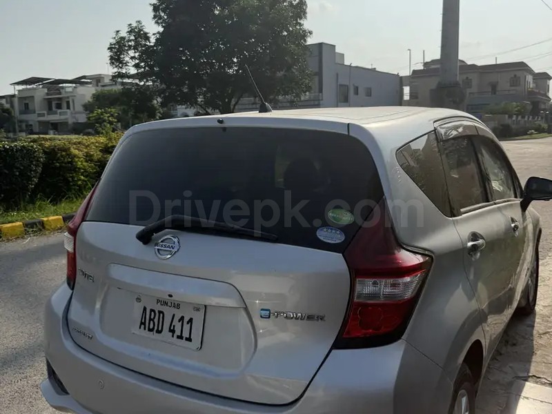 Nissan Note E Power 2018