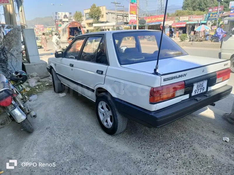 Nissan Sunny 1986