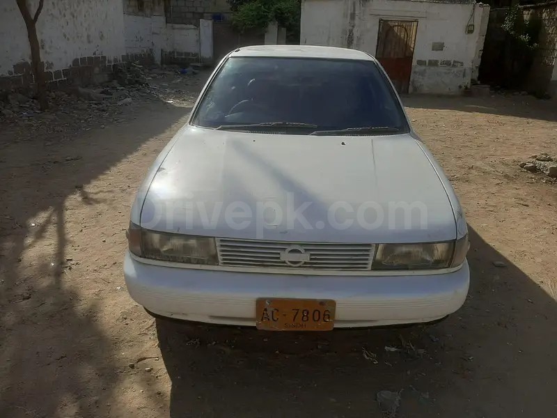 Nissan Sunny 1996
