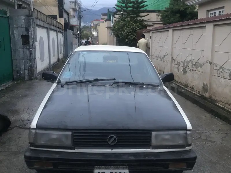 Nissan Sunny 1988