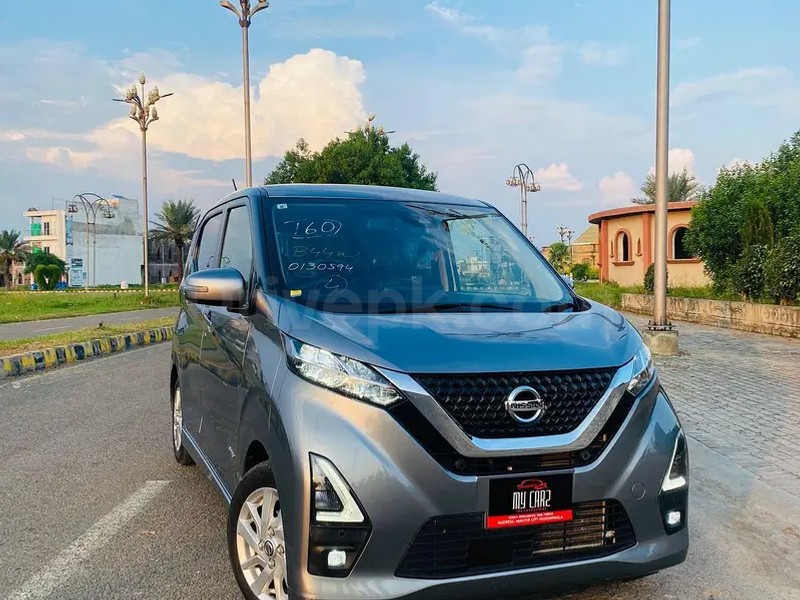 Nissan Dayz Highway Star 2022