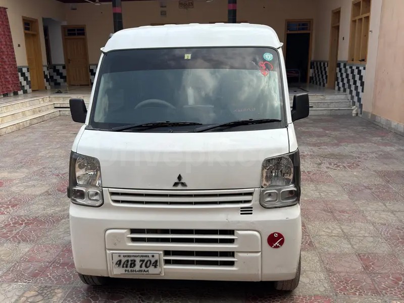 Mitsubishi Minicab Bravo 2016