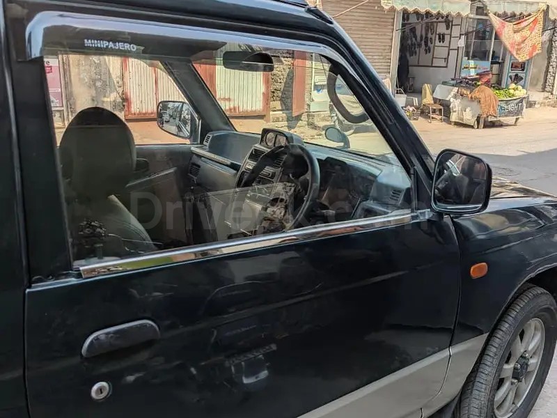 Mitsubishi Pajero 2007