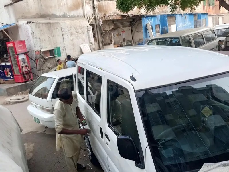 Mitsubishi Town Box 2011