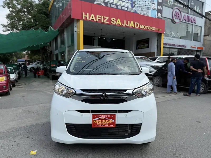 Mitsubishi Ek Wagon 2024