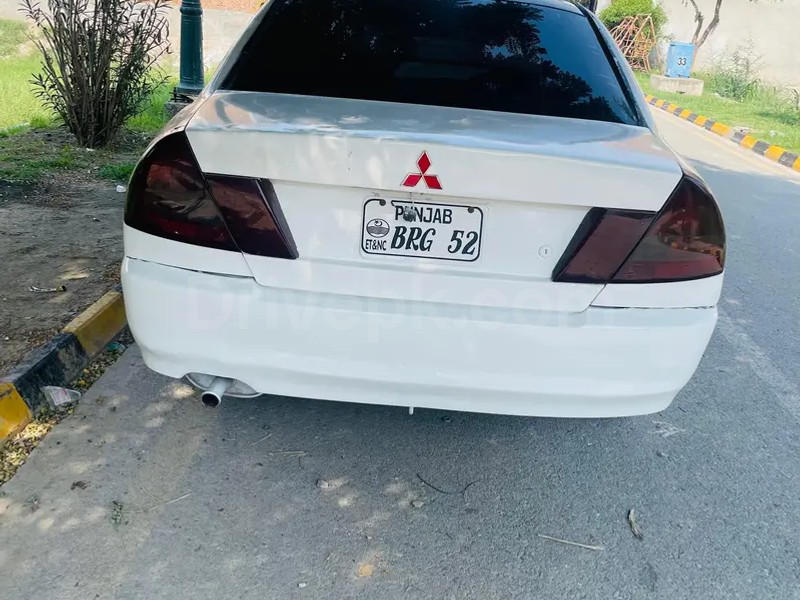 Mitsubishi Lancer 1998