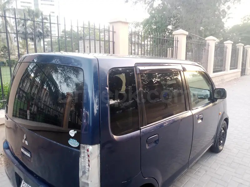 Mitsubishi Ek Wagon 2011