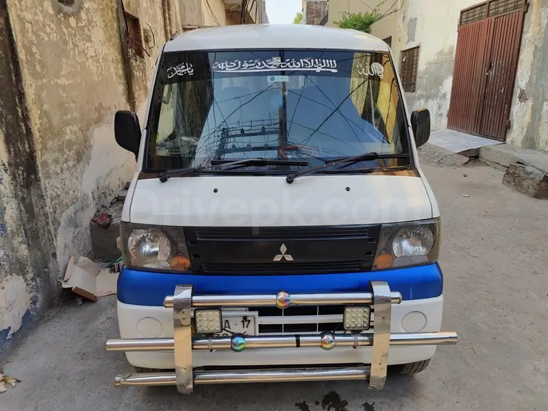 Mitsubishi Other 2017