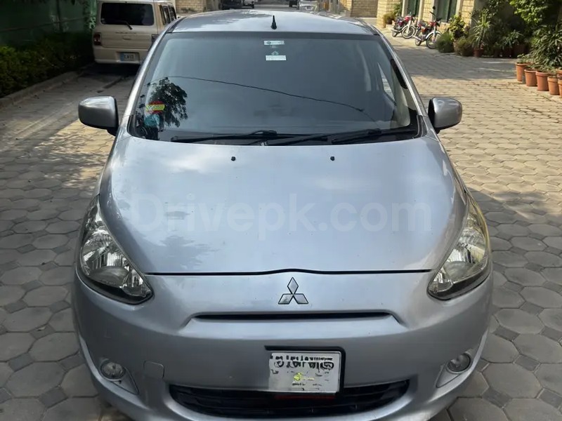 Mitsubishi Mirage 2012