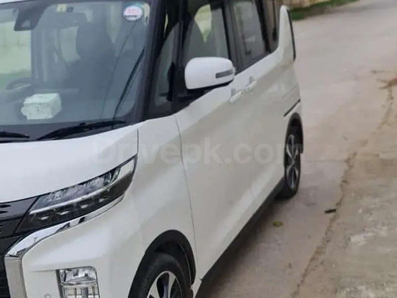 Mitsubishi EK Space Custom 2022