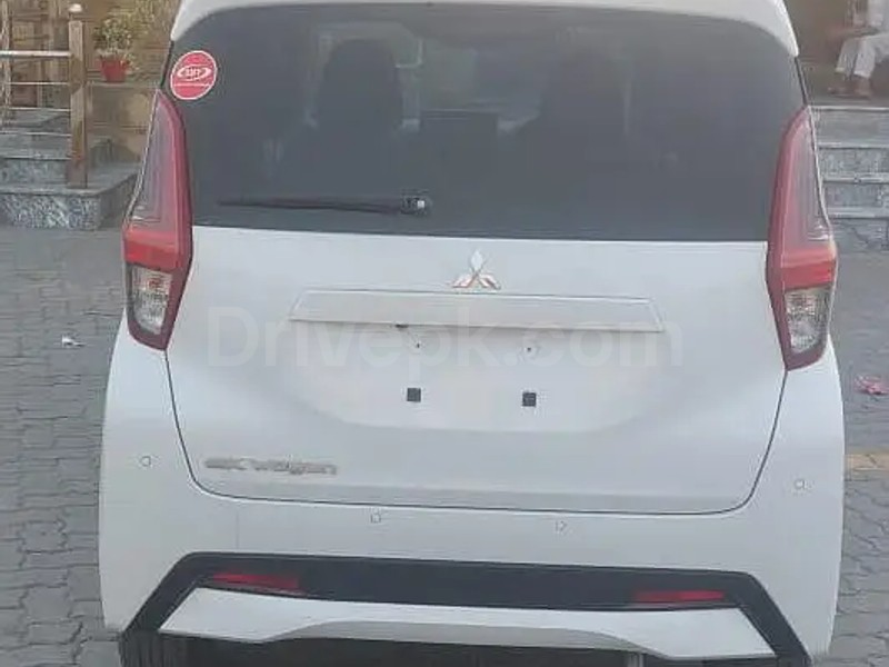 Mitsubishi Ek Wagon 2025