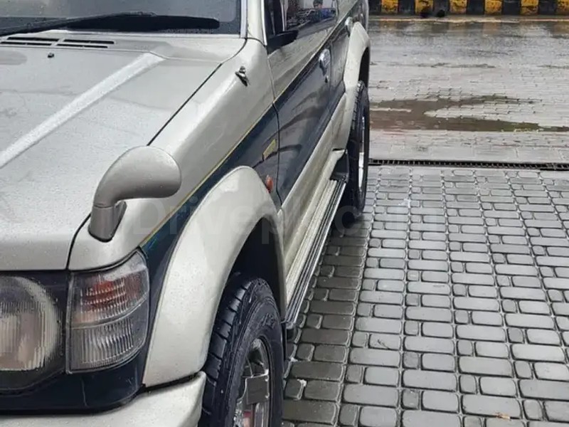 Mitsubishi Pajero 2007