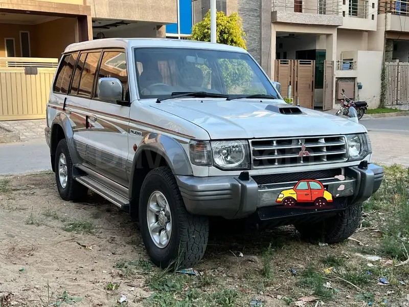 Mitsubishi Pajero 1995