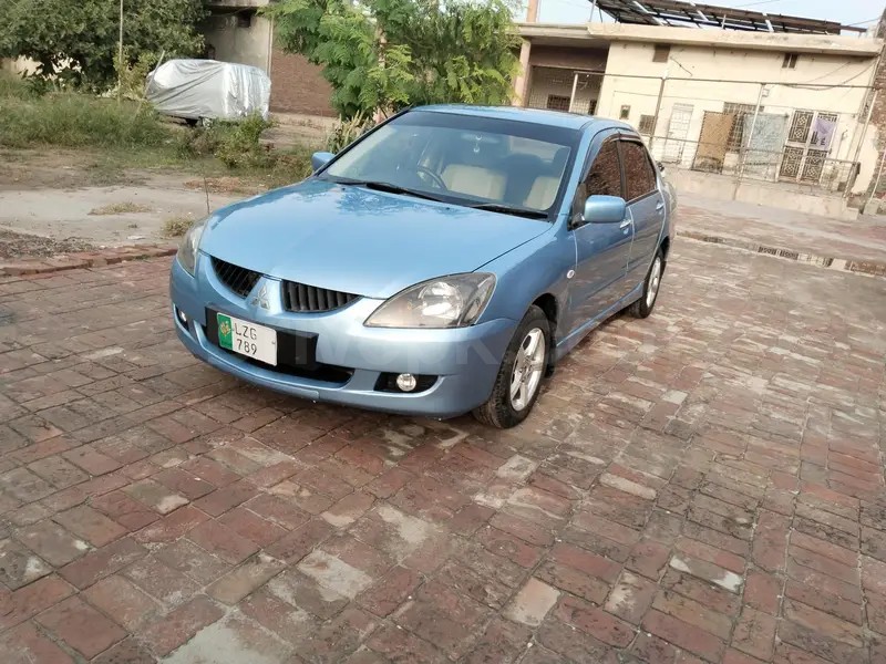 Mitsubishi Lancer 2004