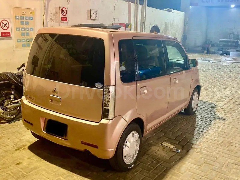 Mitsubishi Ek Wagon 2012