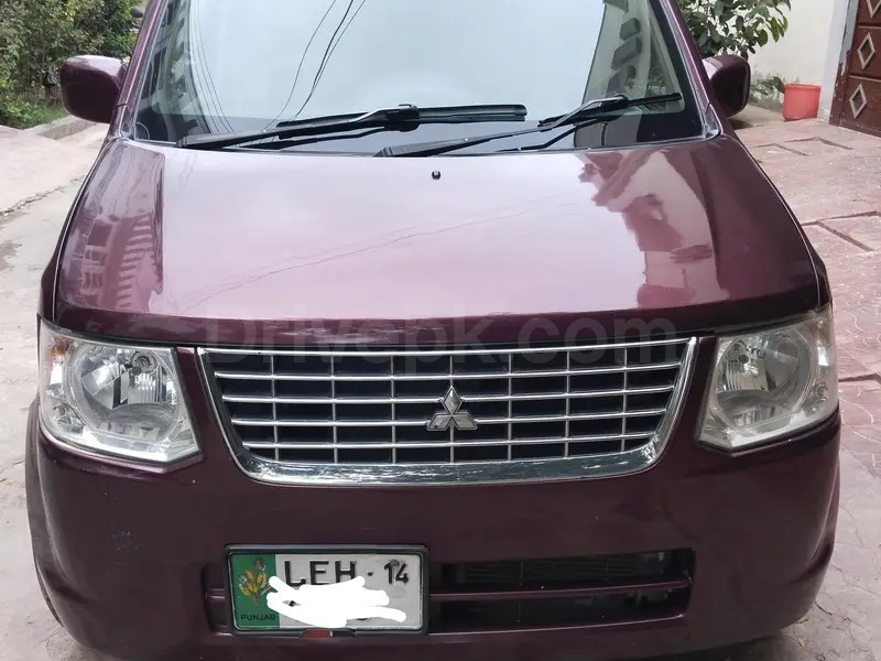 Mitsubishi Ek Wagon 2011