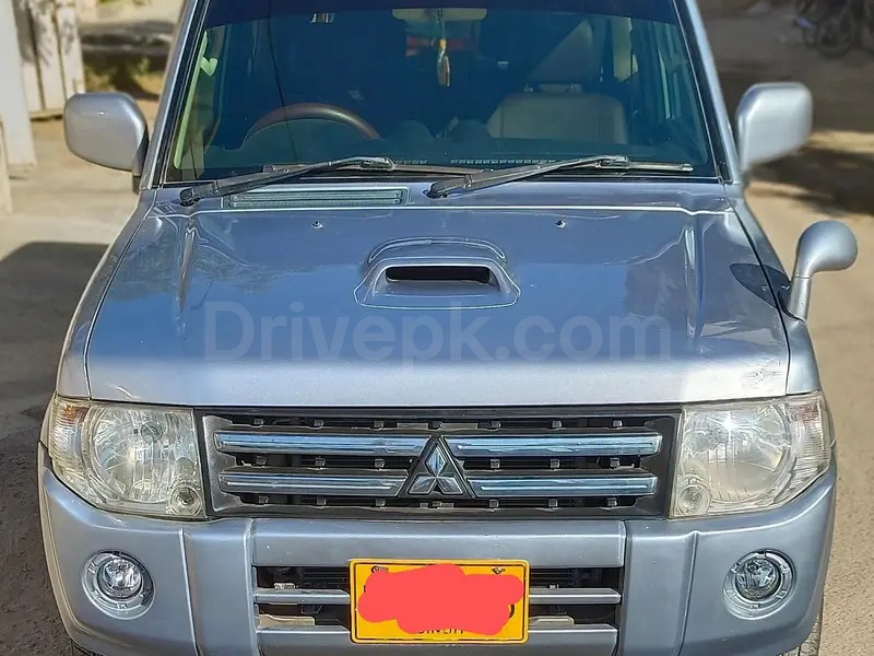 Mitsubishi Pajero Mini 2010
