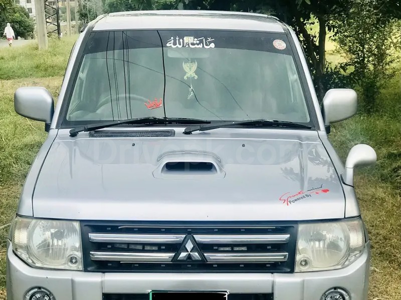 Mitsubishi Pajero Mini 2012