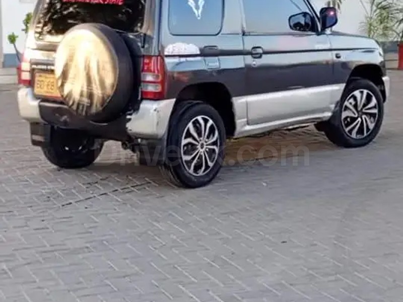 Mitsubishi Pajero Mini 2007
