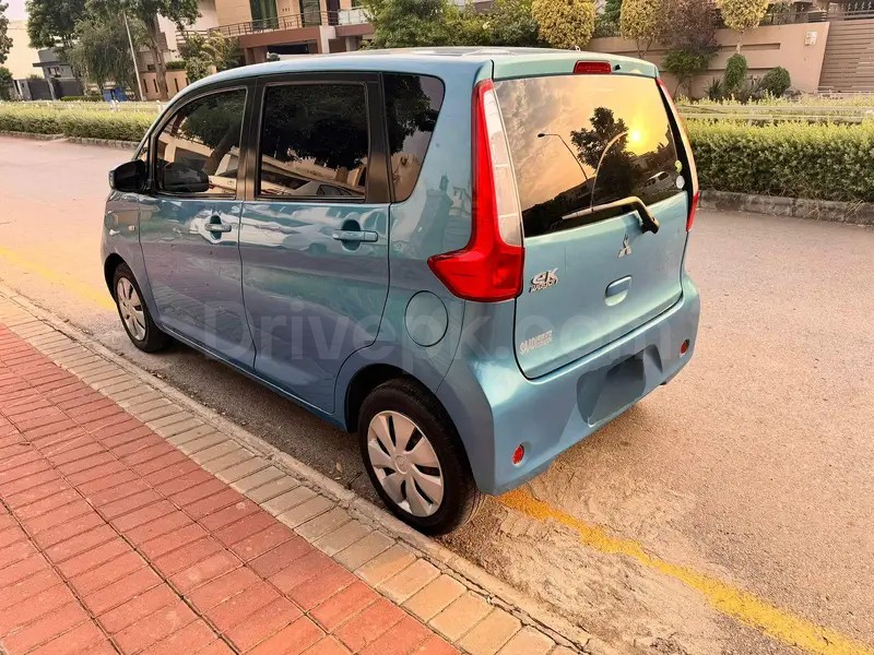 Mitsubishi Ek Wagon 2018