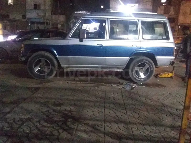 Mitsubishi Pajero 1991