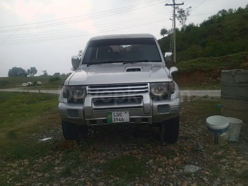 Mitsubishi Pajero 1992