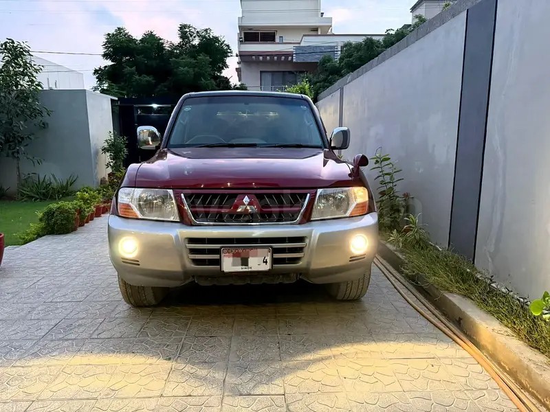 Mitsubishi Pajero 2006