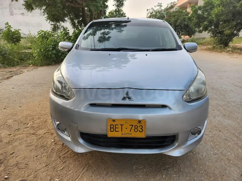 Mitsubishi Mirage 2012
