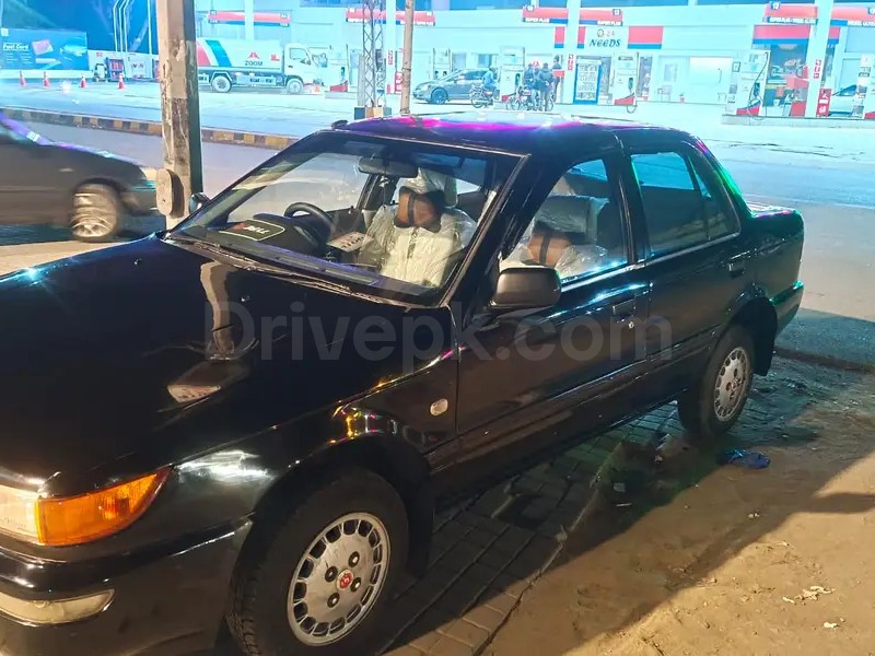 Mitsubishi Lancer 1989