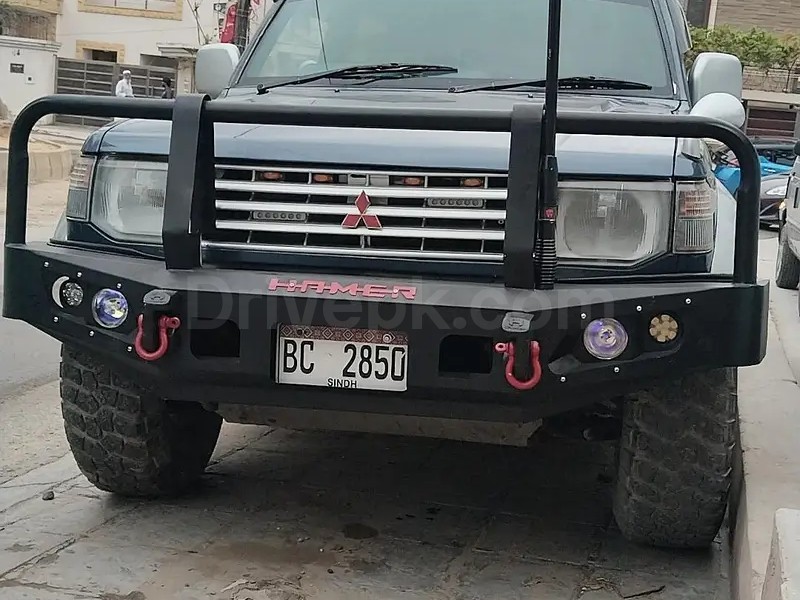 Mitsubishi Pajero 1993