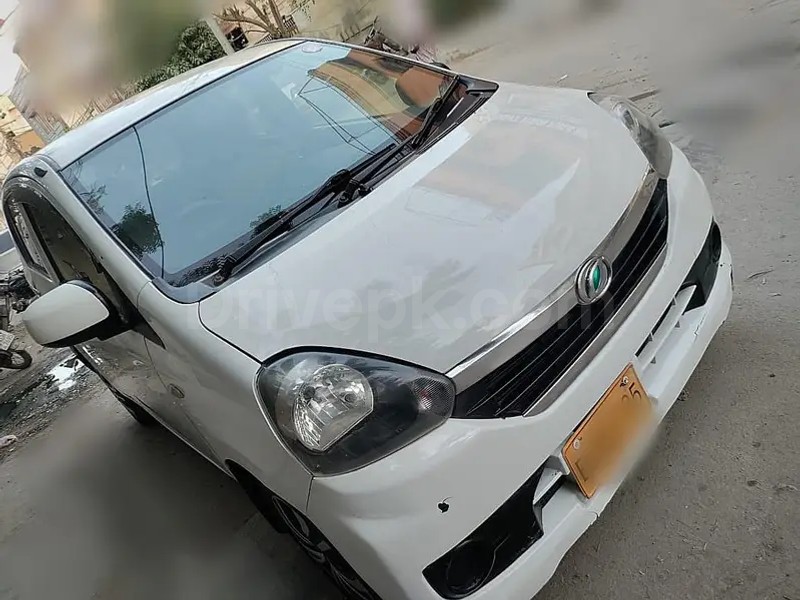 Daihatsu Mira 2013