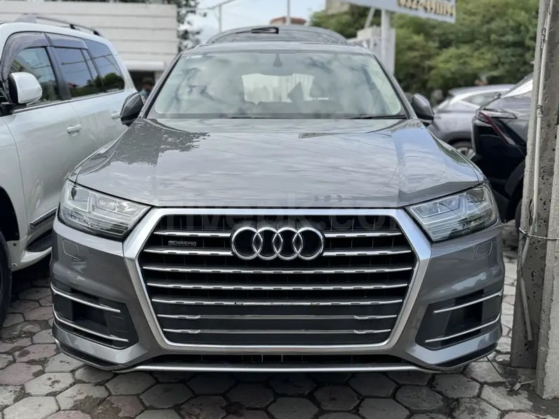 Audi Q7 2016