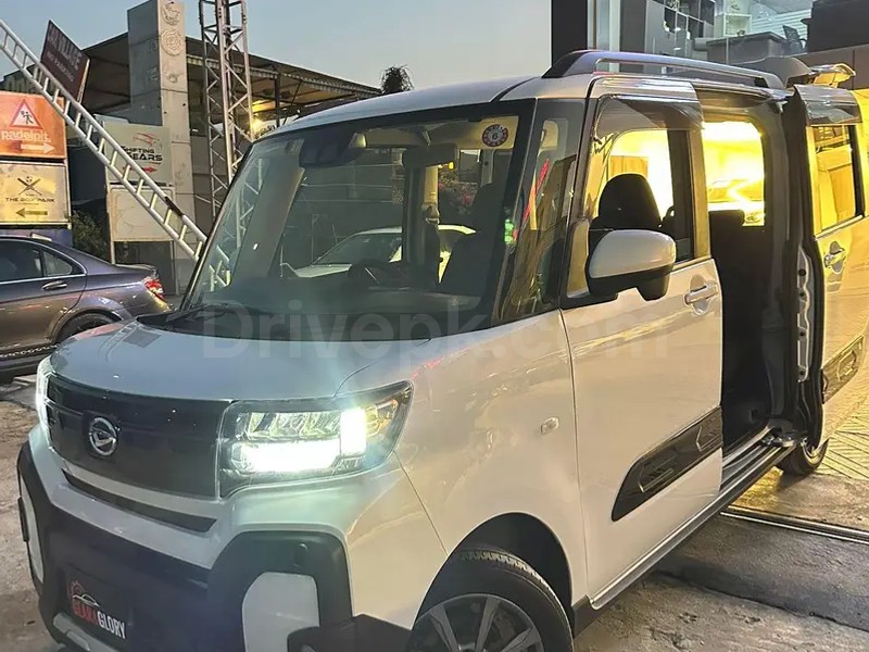 Daihatsu Tanto 2022