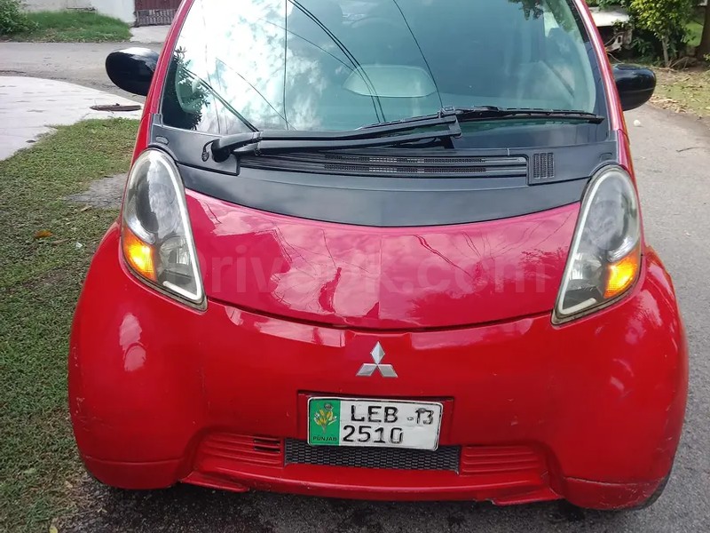 Mitsubishi EK Custom 2013