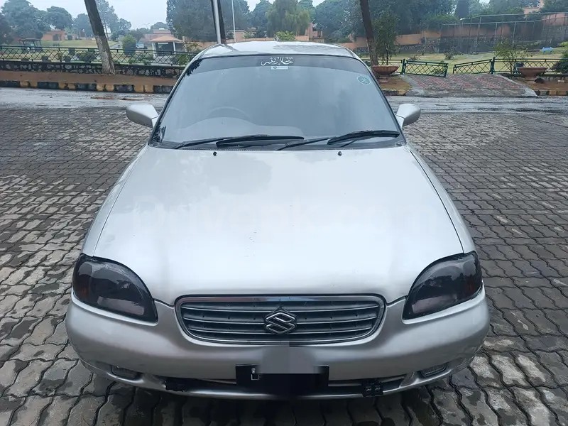 Suzuki Baleno 2002
