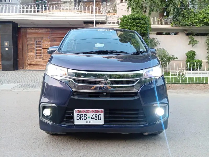 Mitsubishi EK Custom 2017