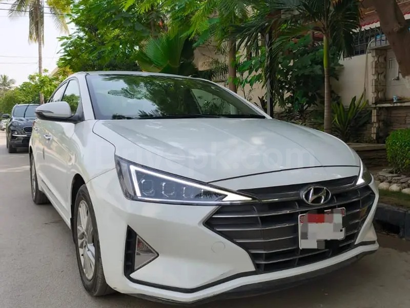 Hyundai Elantra 2021