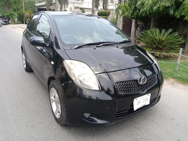 Toyota Vitz 2007
