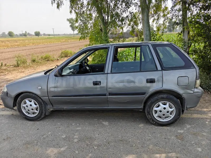 Suzuki Cultus 2011