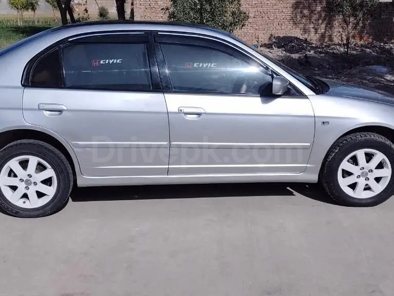 Honda Civic EXi 2005