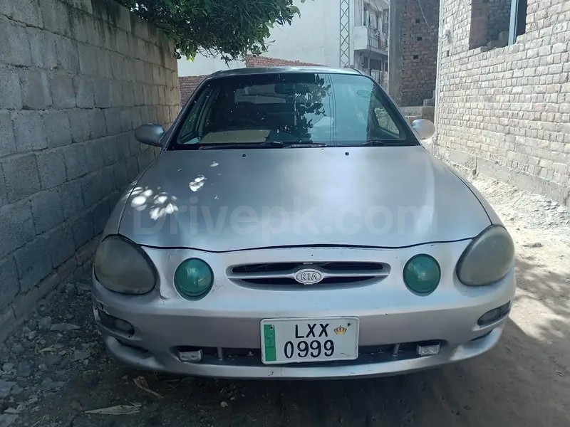 KIA Spectra 2001