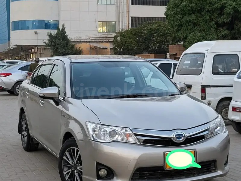 Toyota Corolla Axio 2014