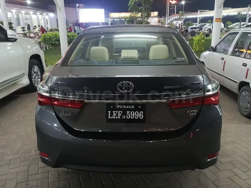 Toyota Altis Grande 2019