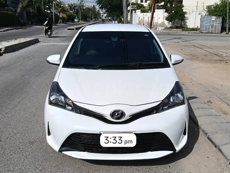 Toyota Vitz 2016