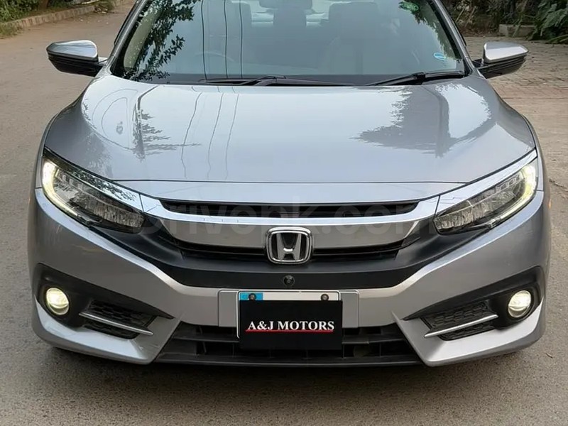 Honda Civic VTi Oriel Prosmatec 2021