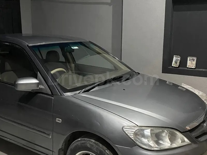 Honda Civic EXi 2005
